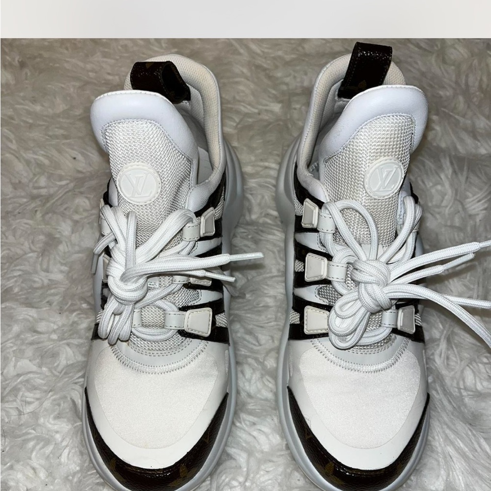 Louis Vuitton Women's White and Black Sneakers - Picture 8 of 8